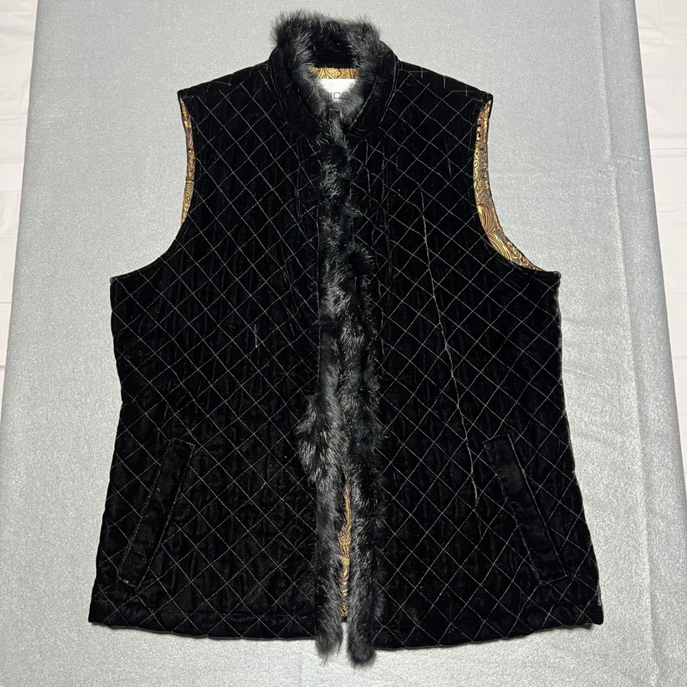 Chicos Black Quilted Velvet Vest Rabbit Fur Trim Paisley Lining Size 0 XS S